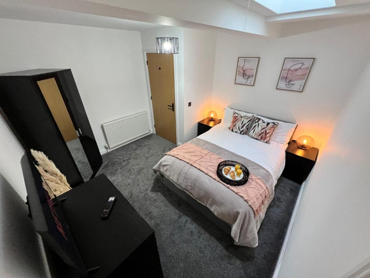 2 Bed Harbourside Penthouse With Hot Tub & Stunning Roof Terrace Apartment Weymouth Bagian luar foto